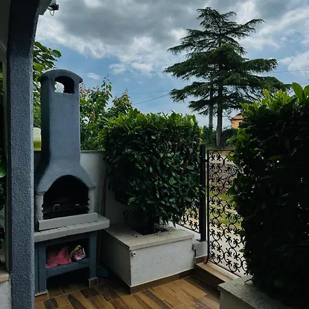 Holiday Home Manuela Fazana Exterior photo